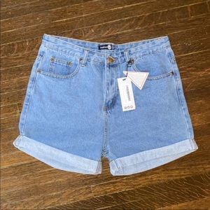 NWT Boohoo Denim Jean Shorts